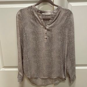Violet + Claire top